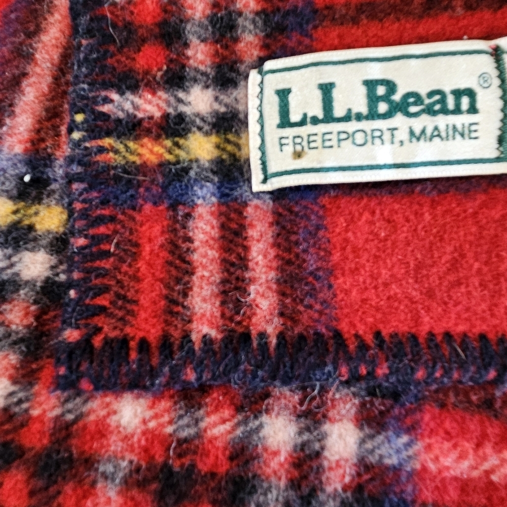 LL Bean Vintage Wood Plaid Blanket Red Tartan Whipstitch 1980's 80x86 - Picture 3 of 7
